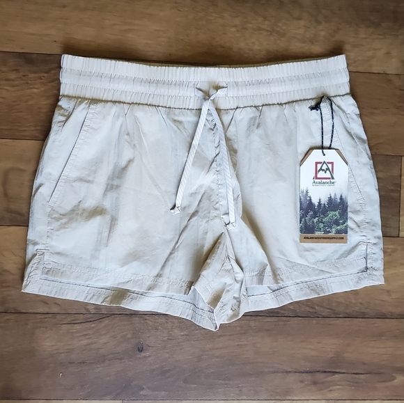 Avalanche Shorts Avalanche Khaki Relaxed Fit Shorts Size Small